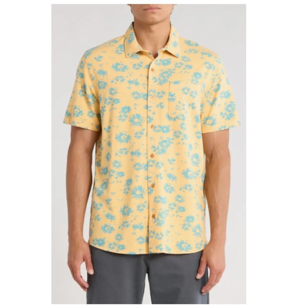 Mens Travis Mathew Coconut Shrimp Woven Short Sleeve Shirt Size: M NWT